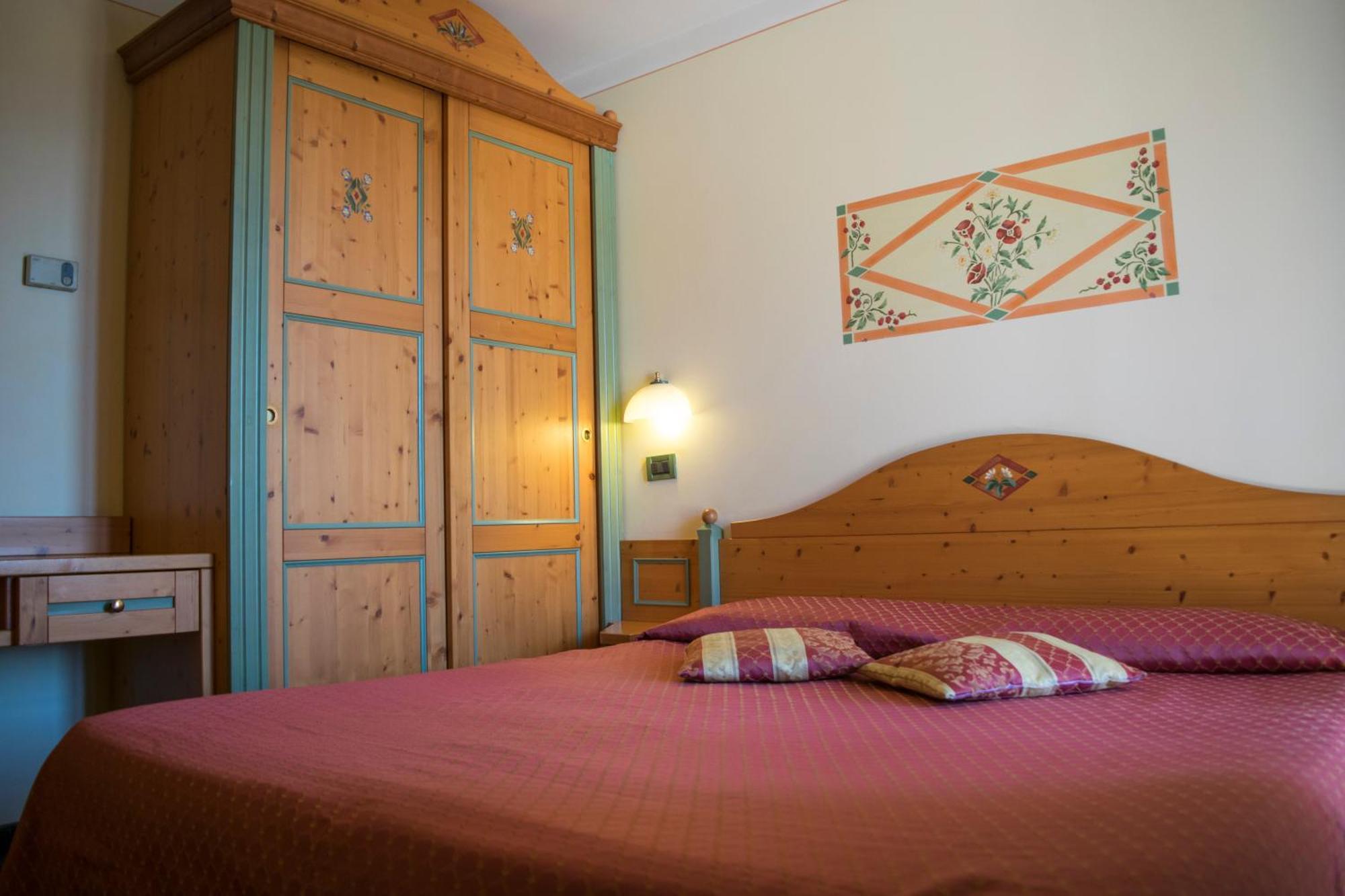 Alpen Garten Hotel Margherita Rumo Quarto foto